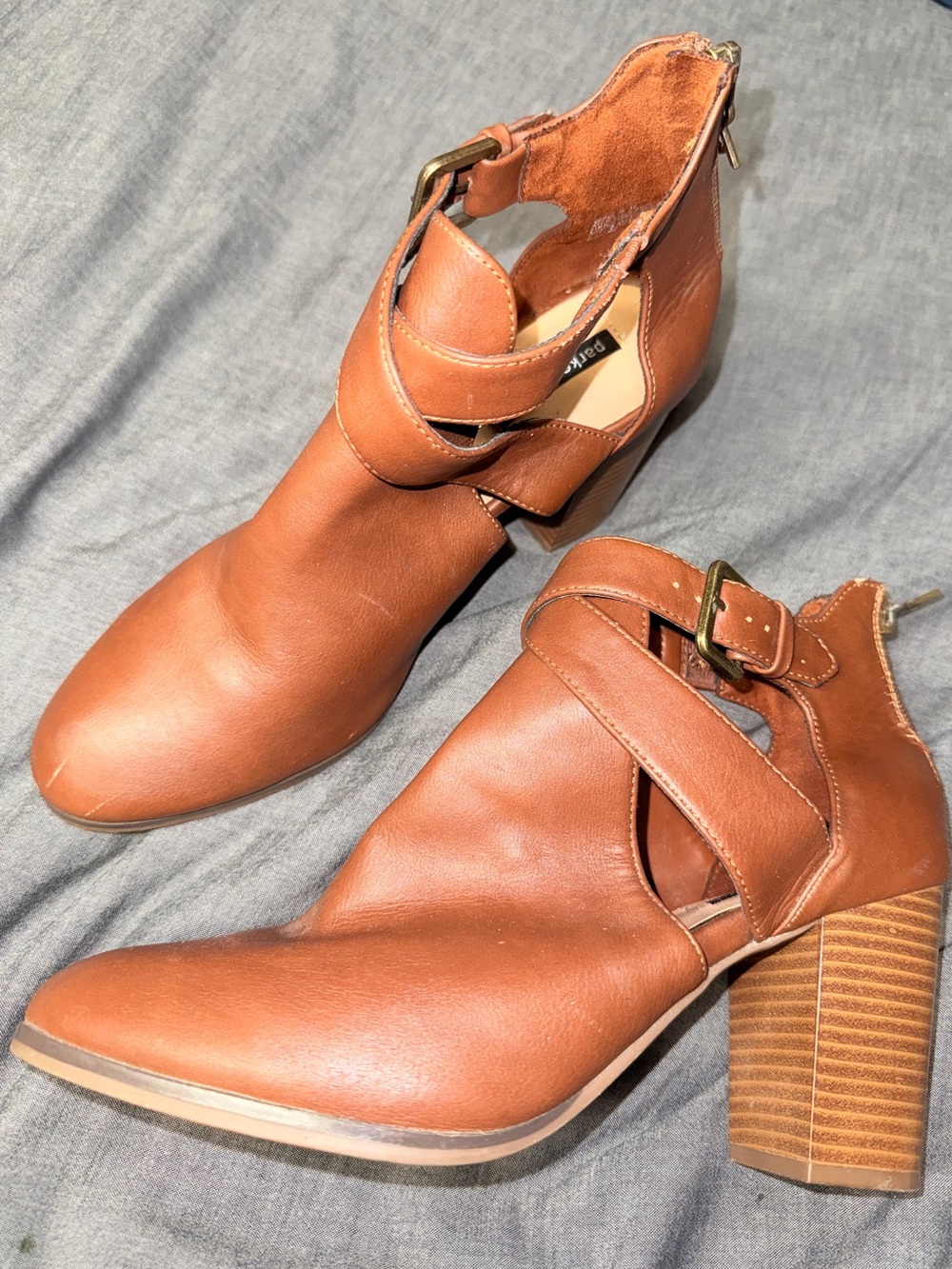 Women's Brown Cutout Block Heel Ankle Boots with Buckle